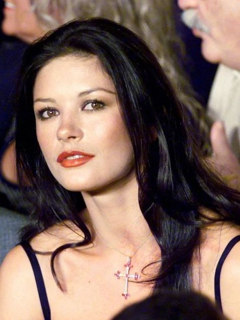 Catherine Zeta Jones No Makeup, Katherine Zeta Jones, Catherine Zeta Jones Young, Wednesday Xavier, Chantal Goya, Farrah Fawcet, Victoria Principal, Sean Young, Zeta Jones