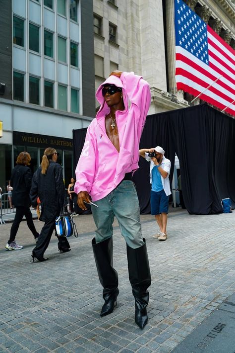 Alton Mason Runway, Balenciaga Shoot, Alton Mason, Christine Quinn, Balenciaga Store, New York Stock Exchange, Best Of Fashion Week, Alexa Demie, Resort 2023