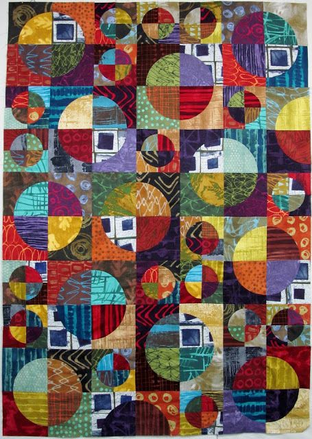 Exuberant Color : I like progress............ Colourful Quilts, Marcia Derse, Circle Quilt Patterns, Textile Art Techniques, Quilt Templates, Kid Quilts, Drunkards Path Quilt, Drunkards Path, Improv Quilts