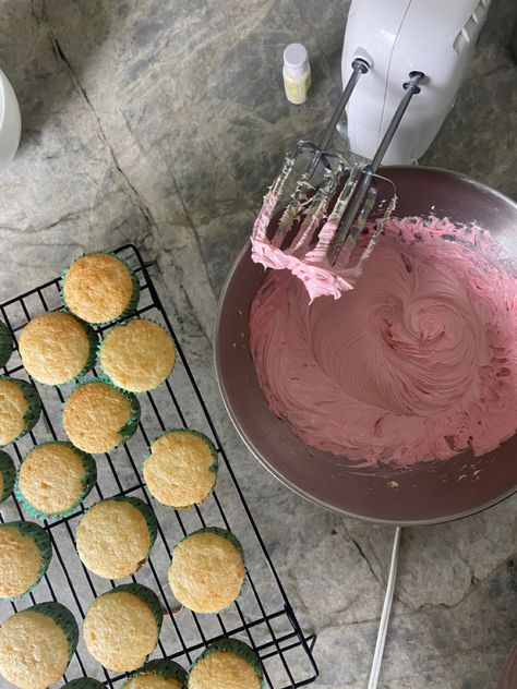 #cupcakes #baking #bakingaesthetic #aesthetic #bakingcupcakes Asthetic Baking Pic, Baking Aesthetic Cupcakes, Baking Aesthetic Pictures, Making Cupcakes Aesthetic, Baking Show Aesthetic, Cupcake Decorating Aesthetic, Baking A Cake Aesthetic, Baker Astethic, Baking Therapy Aesthetic