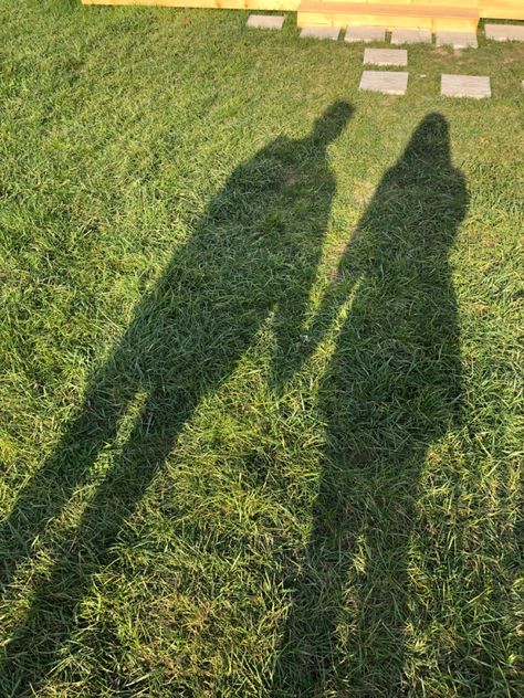 Couple Shadow Aesthetic, Shadow Aesthetic, Couple Shadow, Shadow Photography, Kissing Couples, Married Couple, Love Couple, Selfies, Photography