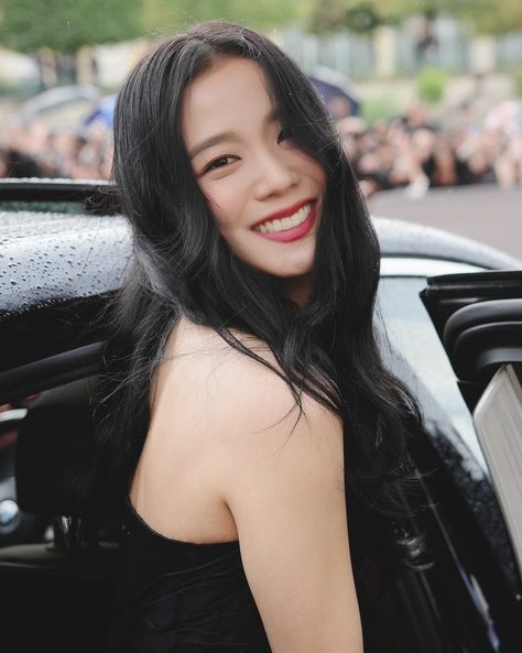 She's A Lady, Miss Korea, Pretty Smile, Jisoo Blackpink, Jennie Lisa, Ji Soo, Blackpink Photos, Her Music, Blackpink Jisoo