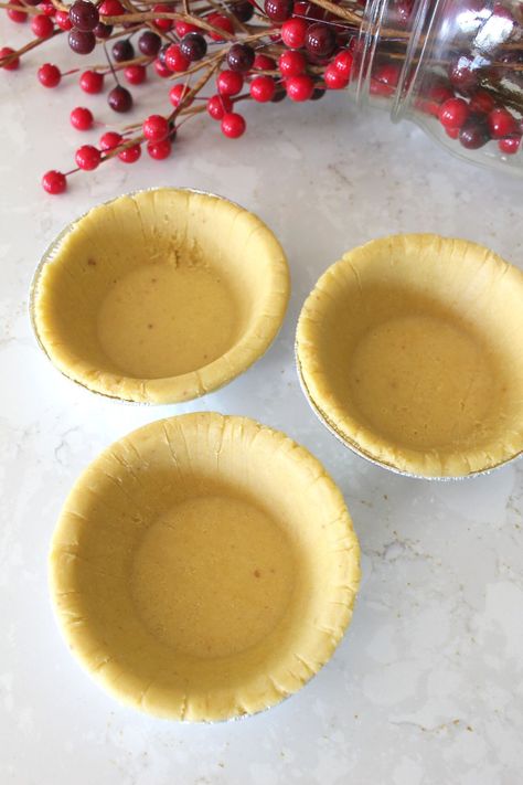 Vinegar Pie Crust, Pie Crust Recipe With Egg, Pie Crust Recipe With Vinegar, Pie Crust With Vinegar, Old Fashioned Pie Crust Recipe, Pie Crust With Shortening, Canadian Meat Pie Recipe, No Fail Pie Crust, Vinegar Pie