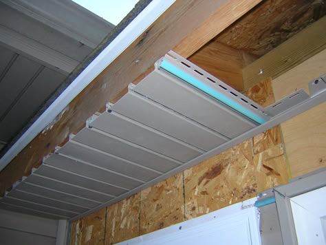 Diy Home Remodeling, Soffit And Fascia, Vinyl Soffit, Vinyl Siding Installation, Installing Siding, Home Fix, Diy Home Repair, Diy Remodel, Vinyl Siding