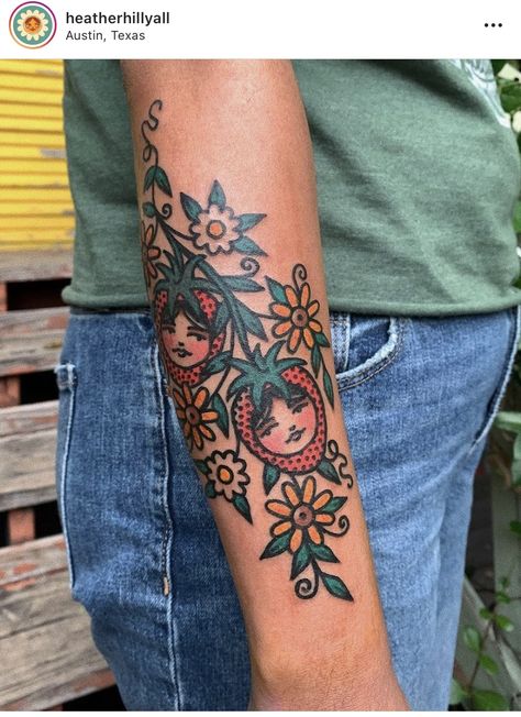 Strawberry Face Tattoo, Trad Tattoos, Tattoo Baby, Flash Tats, Strawberry Tattoo, Inner Bicep Tattoo, Minimalist Tattoo Ideas, Traditional Tattoo Inspiration, American Traditional Tattoo Ideas