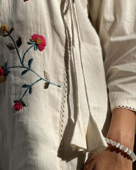 How it keeps getting better with every swipe! Bloom Off White Short Kurti 🌷 The Ultimate Indian Millenial Look. 🌷 Sizes Available- M | L | XL (The model is wearing the size M, can be worn by people who prefer size S) 🌷 How to shop? Head over to our website www.aprilone.in or dm us with the product you want to buy. . . . #khadi #khadicotton #khadiindia #explorepage #casualwear #sustainability #sustainablefashion #sustainableclothing #organiccotton #cottonshirts #womenfashion #angrakhakur... Off White Cotton Sets With Resham Embroidery, White Mulmul Sets With Resham Embroidery, White Short Kurti, White Embroidered Mulmul Sets, Cream Embroidered Cotton Dupatta, Khadi Kurti, Off-white Floral Embroidered Mulmul Set, Short Kurti, Getting Better