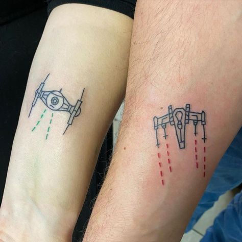 Matching Star Wars Tattoo Siblings, Matching Star Wars Tattoo Couples, Father Daughter Star Wars Tattoos, Starwars Couple Tattoos, Matching Tattoos Star Wars, Star Wars Friend Tattoos, Star Wars Couples Tattoos, Star Wars Sibling Tattoos, Nerdy Matching Tattoos