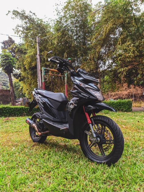 Honda Beat Street 2016 110cc Modification Honda Beat Modified, Beat Street Modifikasi, Motor Beat Street, Honda Beat Fi, Modif Motor, Beat Street, Honda Beat, Bike, Street Wear