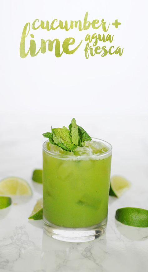 Cucumber Lime Agua Fresca, Lime Agua Fresca, Fresca Drinks, Menu Ayam, Summer Era, Lemon Water Health Benefits, Cucumber Drink, Trendy Drinks, Mint Drink