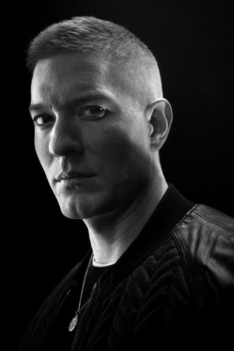 Joseph Sikora. Joseph was born on 27-6-1976 in Chicago, Illinois, USA. He is an actor, known for Shutter Island (2010), Jack Reacher (2012), Safe (2012), and My Best Friend's Wedding (1997). Power Tommy, Ghost And Tommy, Power Tv Series, Tommy Egan, Power Tv Show, Theatre Workshop, Joseph Sikora, Power Starz, Columbia College Chicago