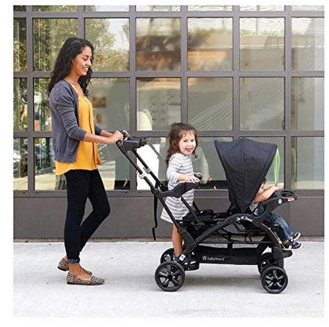 For a mother of two, this stroller is ideal for parents who want to take their two children for a stroll or run errands while keeping them in the same stroller. Uppababy Vista Double, Tandem Stroller, Best Double Stroller, Double Stroller, Jump Seats, Safety Harness, Double Strollers, Baby Trend, Children Clothes