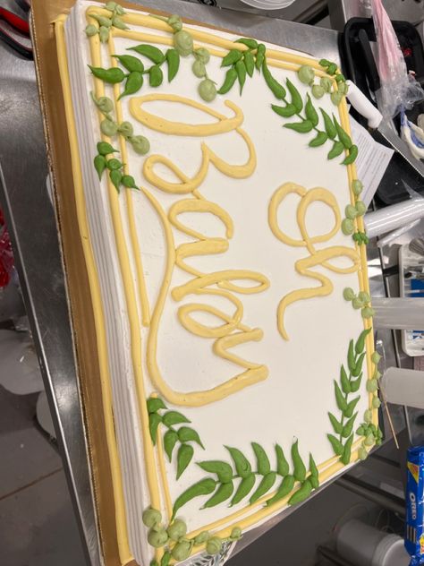 Greenery Sheet Cake, Boho Sheet Cake Ideas, Safari Sheet Cake Ideas, Sage Green Sheet Cake, Tropical Sheet Cake Ideas, Cake With Palm Leaves, Baby Shower Sheet Cakes For Boys, Jungle Sheet Cake, Food Ideas For Birthday Parties Dinners