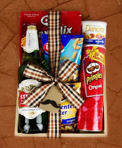 10 Last Minute Father's Day Gift Ideas When You're Short On Time - Society19 Fathers Day Gift Basket, Diy Gifts For Dad, Diy Gifts For Him, Diy Father's Day Gifts, Father's Day Diy, Idul Fitri, Gift Of Time, Tolu, Diy Birthday Gifts