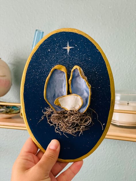 Christmas Gift Nativity Scene Hand Made Painted Oyster Shell on a Wooden Base Home Christmas Eco Decor - Etsy Shell Nativity Scene, Oyster Shell Nativity, Shell Nativity, Oyster Shells Decor, Oyster Ornament, Oyster Shell Crafts, Eco Decor, Shells Diy, Shell Candles