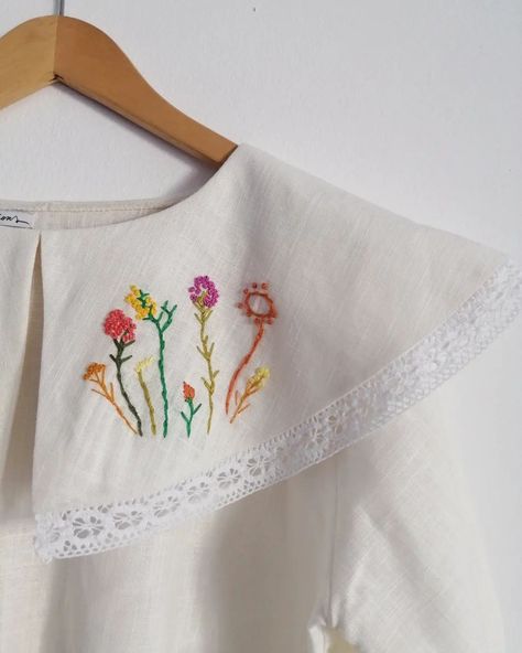 Matcha Time Blouse Off white linen. Handmade embroidery. Cotton lace. Wide collar. Balloon sleeves. Comfy shape. Available for orders on different colours and sizes. Thank you! #linenandcotton #linenblouse ##onionscrafts Summer Linen Embroidered Blouse, Cottagecore Embroidered Cotton Top, Embroidered Cottagecore Blouse, V-neck Linen Blouse With Floral Embroidery, Linen Embroidered Button-up Top, Embroidery Cotton, Handmade Embroidery, Linen Blouse, Different Colours