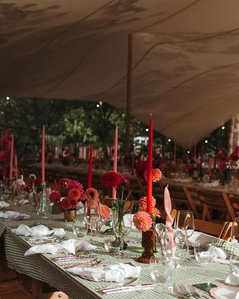 Candle Table Setting, Friends Over For Dinner, Wedding Candles Table, Dahlias Wedding, Having Friends, Gingham Tablecloth, Long Candles, Striped Tablecloths, Candle Wedding Decor