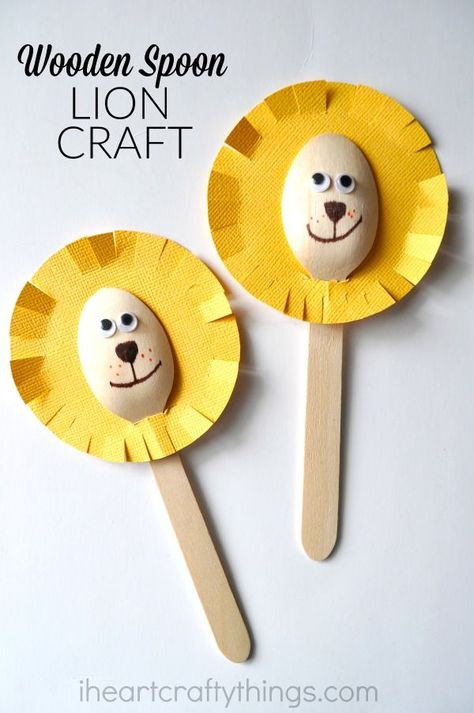 Use wooden spoons to make this adorable lion craft. It's a simple craft for kids and is great to make after a trip to the zoo. Craft Pictures, Wooden Spoon Crafts, Coloring Crafts, Lion Craft, Spoon Craft, Spoon Crafts, Sunday School Crafts For Kids, Bible Crafts For Kids, Animal Crafts For Kids