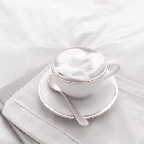 Aesthetic White Food, White Pics Aesthetic, White Ipad Aesthetic, White Athstetic, White Aethestic, White Aesthetic Desktop, White Aesthetic Food, Pure White Aesthetic, Bright White Aesthetic