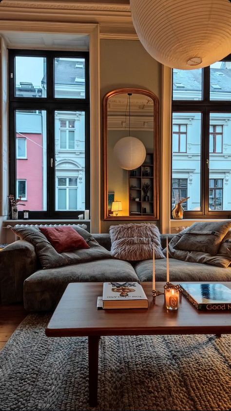 Lots Of Windows, Dream Apartment Decor, Apartment Aesthetic, Apartment Decor Inspiration, Dream Apartment, Dream House Interior, Apartment Inspiration, Living Room Inspo, Dream Rooms