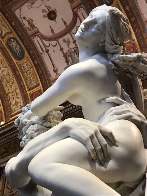 Bernini in Rome Bernini Sculpture, Galleria Borghese, Boho Canvas Art, Caravaggio Paintings, Gian Lorenzo Bernini, Lorenzo Bernini, Rococo Art, Ancient Greek Sculpture, Classic Sculpture