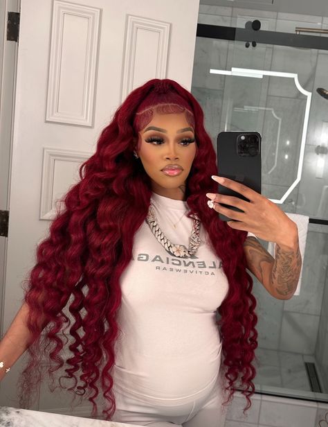 Red Weave Black Women, Middle Part With Wand Curls, Middle Part Wand Curls, Sew In Leave Out, Red Sew In, Red Weave Hairstyles, Red Weave, Hairstyle Inspo, Birthday Hair