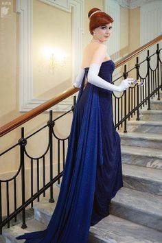 Amazing beautiful cosplay. :) Opera Gown, Anastasia Cosplay, Anastacia Disney, Opera Dress, Anastasia Romanov, Black Halloween Dress, Disney Cosplay, Cosplay Characters, Amazing Cosplay