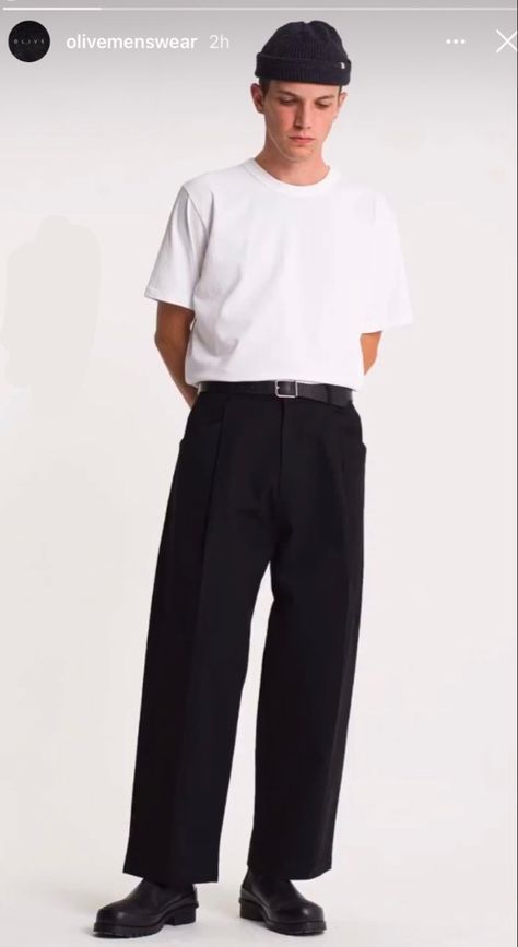 Wide Fit Trousers Outfit Men, Uniqlo Pleated Wide Pants Men, Black Wide Leg Pants Outfit Men, Mens Wide Leg Pants Outfit, Smart Causal Man, Oversized Pants Outfit Men, Black Dickies Outfit Men, Smart Trousers Outfit, Wide Leg Pants Outfit Men