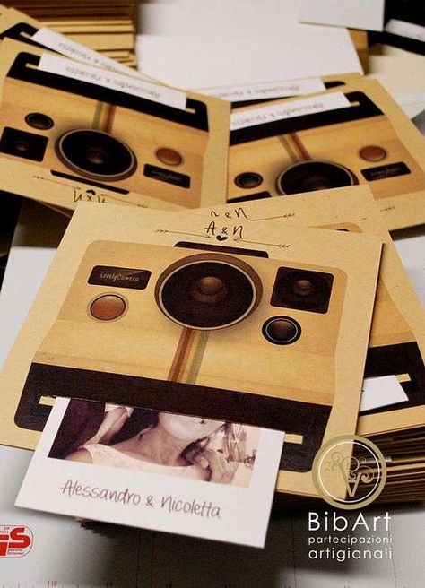 Polaroid Wedding, Birthday Cards Diy, Diy Crafts For Gifts, Diy Birthday Gifts, Diy Photo, Wedding Humor, Diy Birthday, Diy Cards, Paper Crafts Diy