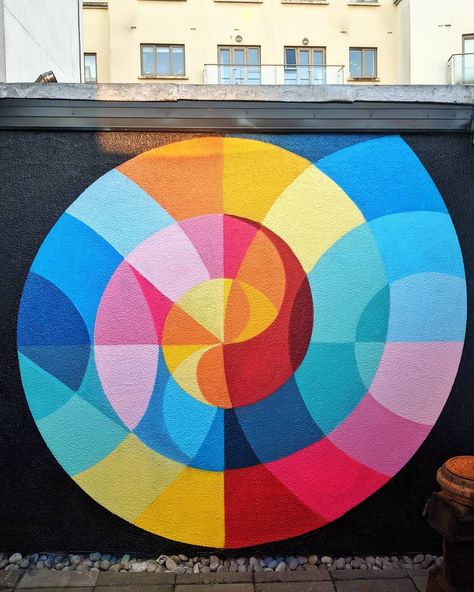 Shane O'Malley on Instagram: “Mural exploring a spiral #mural #muralart #graphic #geometric #circle #spiral #colour #block #gradient #patterns #painting #spraypaint…” Stock Pool, Instagram Mural, Patterns Painting, Geometric Wall Paint, Pool Paint, Circle Painting, Wall Paint Designs, Geometric Circle, Circle Art