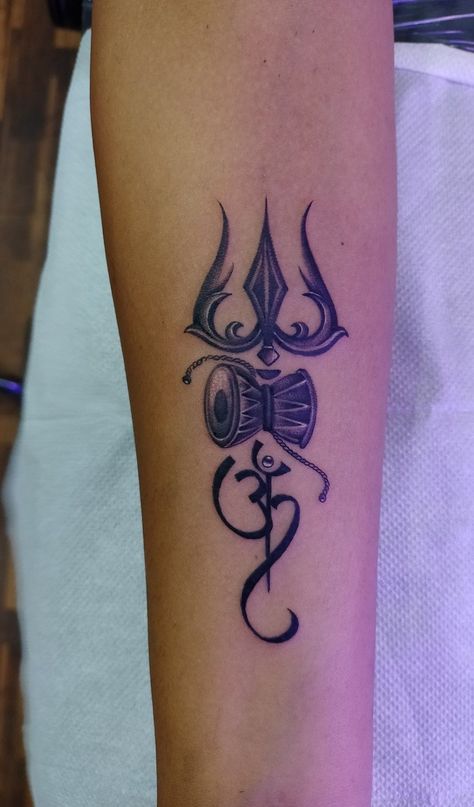 Prince tattoo studio raipur chhattisgarh Damru Tattoo, Lord Shiva Tattoos, Bholenath Tattoo, Om Trishul Tattoo, Prince Tattoo, Trishul Tattoo Designs, Raipur Chhattisgarh, Mahadev Tattoo, Om Tattoo Design