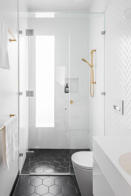 22 Small Bathrooms Perfect for a Narrow Floor Plan | Houzz AU Small Narrow Bathroom, Small Shower Room, Condo Bathroom, Minimalist Bathroom Design, Small Bathroom Layout, Narrow Bathroom, Bad Inspiration, Small Bathroom Makeover, Chic Bathrooms