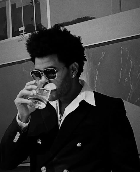 Abel Tesfaye, Favorite Artist, The Weeknd, The Weekend, Black And White, Instagram Photos, On Twitter, Twitter, Glass