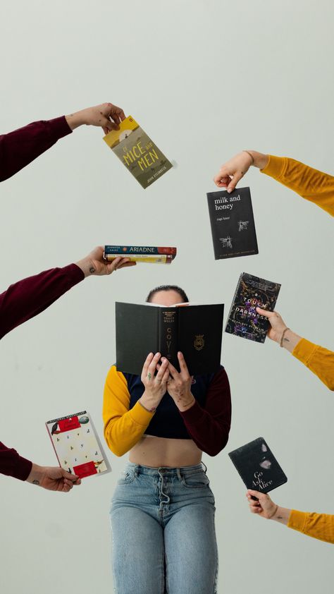 Pose With Books Photography, Posing With Books Photography, Book Author Headshots, Author Book Photoshoot, Photoshoot Library Photo Ideas, Aesthetic Photos With Books, Books Photoshoot Ideas, Book Club Photoshoot, Creative Shots Ideas