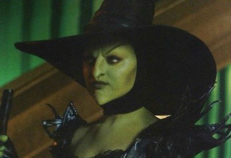 Witch Of The West Costume, Wicked Witch Costume, Oz The Great And Powerful, Witch Names, Goblin Art, Wicked Witch Of The West, Witch Of The West, Witch Costumes, Diy Halloween Costumes Easy