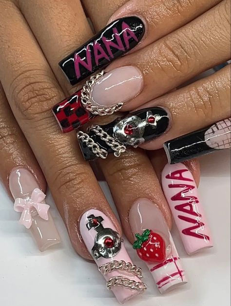 Nana Anime Nails Designs, Piercing Nail Art, Nana Nail Art, Piercing Nails Art Designs, Nana Osaki Nails, Visual Kei Nails, Nana Anime Nails, Nana Nails Anime, Nana Nails Inspired