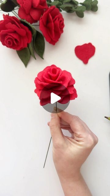 How To Make A Rose, Felt Rose, Felt Rose Tutorial, Rose Petals Craft, Felt Rose Bouquet, Felt Flowers Beginners Kit, Rose Petal Uses, Wool Poppy Felt Flowers, Rose Felt Flower