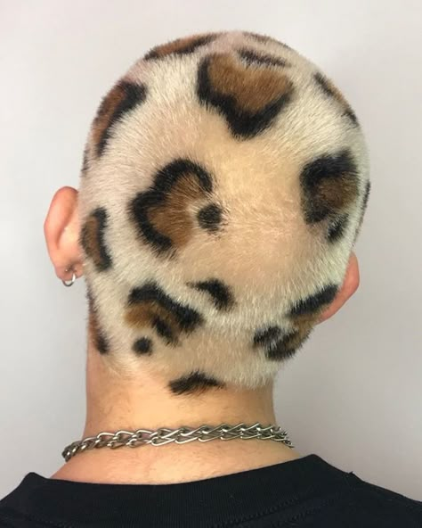 HAIR FASHION CULTURE on Instagram: “Leopard love. Creative colour #inspo via @georgiabluebassett @bleachlondon 🐆” Patterned Hair Dye, Leopard Print Buzzcut, Leopard Hair Dye, Buzz Designs, Pixie Buzz Cut, Bleach Hair Dye, Leeds Fest, Tiger Hair, Leopard Print Tattoos