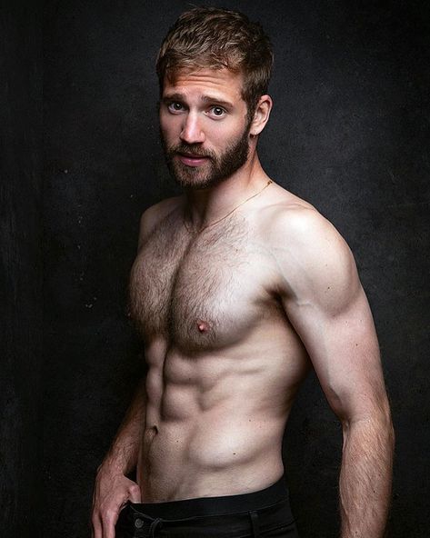 #alexanderlincoln • Instagram Alexander Lincoln, Perfect Physique, Handsome Older Men, Ginger Men, January 21, Cute Actors, Actor Model, Male Beauty, London Uk