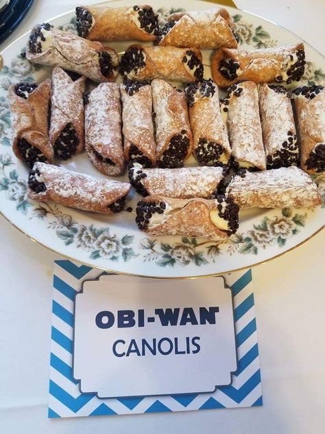 Star Wars Day Party, Star Wars 40th Birthday Party, Star Wars Sweets, Star Wars Theme Decor, Star Wars Wedding Shower Ideas, Obi One Kenobi Birthday, Stars Wars Birthday Party, Starwars Themed Birthday Party, Star Wars Theme 1st Birthday