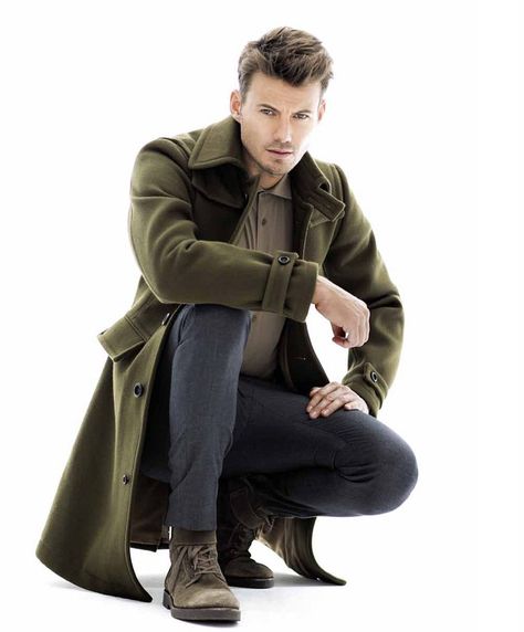 Alex Lundqvist, Wilhelmina Model Alex Lundqvist, Outfits Quotes, Long Coat Men, Man Outfit, Men's Trench Coat, Pose Fotografi, Long Overcoat, Trench Coat Men, Sharp Dressed Man