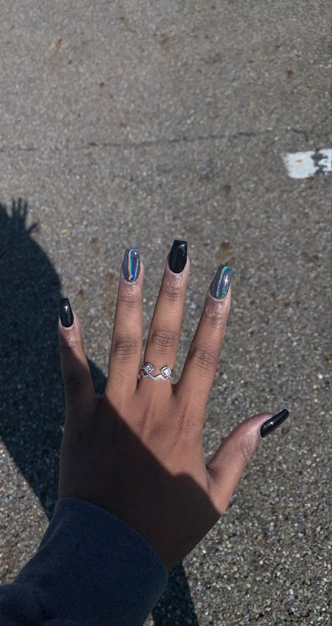 Black Holographic Nails Acrylic, Iridescent Nails Black, Black Chrome Nails Designs Short, Short Black Coffin Nail Ideas, Holographic Black Nails, Short Black Chrome Nails, Black And Holographic Nails, Black Holo Nails, Black Iridescent Nails