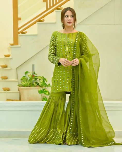 Girlsfashion, formal wearing, girls trendy outfits, girls stylish cloth, girls designer dresses, women's dressing, women's fashion #readytowear #weddingdress #partywear #stylishcloth #stylishdresses #pakistanifashion #pakistaniwedding #indianfashion #indianmirrorwork #formalclothforgirls #readytowear Suit For Mehndi Function, Mehndi Outfit Pakistani Simple, Mehndi Guest Outfit, Simple Mehndi Dresses, Mehndi Inspiration, Mehndi Dress For Bride, Mehandi Dress, Mehandi Outfits, Mirror Work Dress