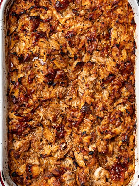 Instant Pot Pulled BBQ Chicken (Or Slow Cooker) - Sandra Valvassori Dinners With Chicken, Pulled Bbq Chicken, Pulled Chicken Recipes, Best Bbq Chicken, Delicious Chicken Recipes, Bbq Chicken Sliders, Shredded Bbq Chicken, Slow Cooker Bbq Chicken, Gluten Free Cookie Recipes