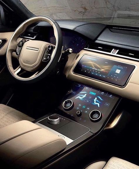 Range Rover Inside, Suv Range Rover, Range Rover Interior, New Mercedes Amg, Mercedes Benz Coupe, Range Rover Velar, Bentley Mulsanne, Luxury Car Interior, Land Rover Range Rover Sport