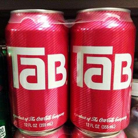 Tab soda from Coca Cola was popular in the 80s and is still being manufactured today Soft Drinks Sodas, Tab Soda Vintage, 1980s Cocktail Drinks, 90s Drinks Nostalgia, Vintage Soda Can, Coca Cola Mini, Interesting Facts About Yourself, Coca Cola Vintage, Soft Drinks