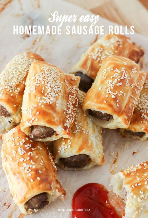 Best ever Sausage Roll Recipe. You'll never buy pre-made sausage rolls again. - mypoppet.com.au French Onion Sausage Rolls, Traditional Australian Food, Vikalinka Recipes, Sausage Roll Recipe, Aussie Bbq, Homemade Sausage Rolls, Sausage Rolls Recipe, British Recipes, Caramelised Onion