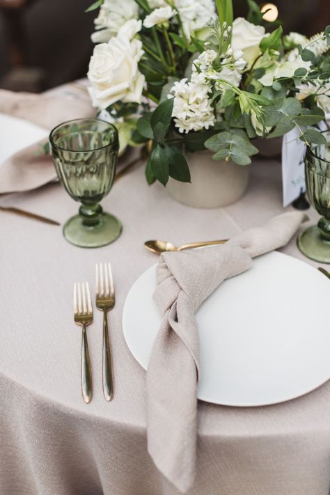 Wedding Colour Pallet, Camp Wedding Ideas, Outdoor Micro Wedding, Napkins Wedding Table, Organic Color Palette, Linen Napkins Wedding, Taupe Wedding, Wedding Engagement Ideas, Outdoor Scenery