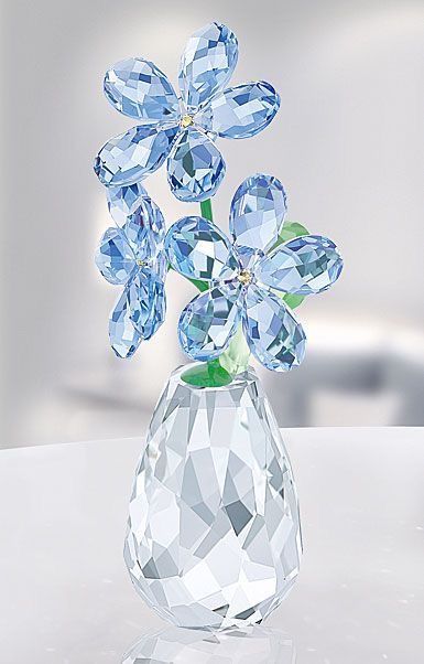 Cristal Flower, Swarovski Flowers, Swarovski Crystal Figurines, Crystal Flowers, Flower Crystal, Magical Jewelry, Crystal Figurines, Crystal Vase, Glass Figurines