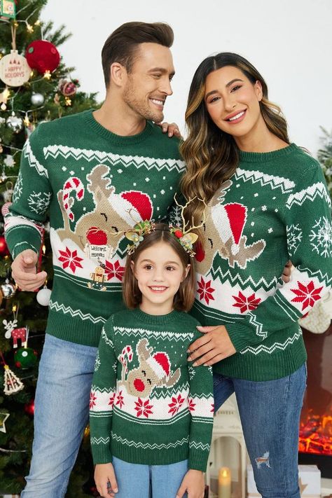 These holiday sweaters presents funny and humorous Christmas family collection. Thick knit sweater Cute Pattern Long sleeves Modern basic designed pullover sweaters. #uglysweaters #matchingoutfits #christmas Matching Family Christmas Sweaters, Outfits For Holiday, Matching Ugly Christmas Sweaters, Winter Warm Outfits, Matching Christmas Sweaters, Family Christmas Sweaters, Reindeer Christmas Sweater, Family Sweater, Family Matching Christmas