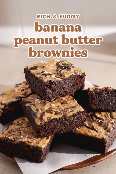 Banana Peanut Butter Brownies, Chocolate Banana Brownies, Banana Brownies, Banana Peanut Butter, Butter Brownies, Baking Stuff, Chocolate Making, Peanut Butter Desserts, Flaky Salt